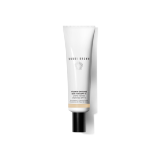 Vitamin Enriched Skin Tint לחות עם גוון עשירה בויטמינים וברכיבי טיפוח הטובים לעורך. מעניקה כיסוי עדין ואחיד לעור בגימור רענן טבעי., Fair 2, 50 מ"ל